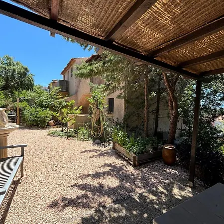 Comfort & Private Garden T2 - Air Conditioning - Wi-fi - Parking